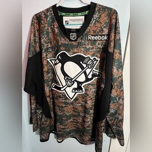Reebok Green Camo Pittsburgh Penguins NHL Hockey Jersey